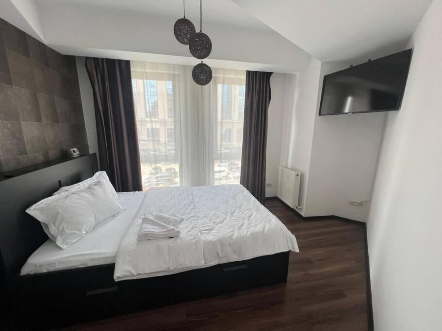 Studio Downtown Apartment Bukares Bagian luar foto